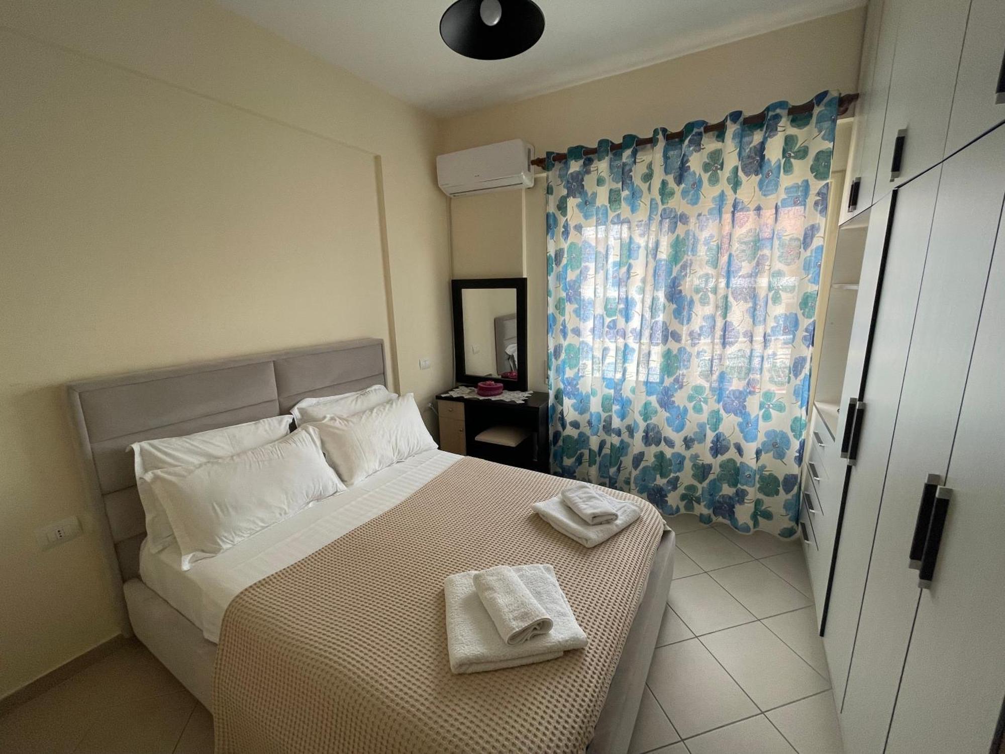 Ioanian Blue Apartament Himare Exterior photo